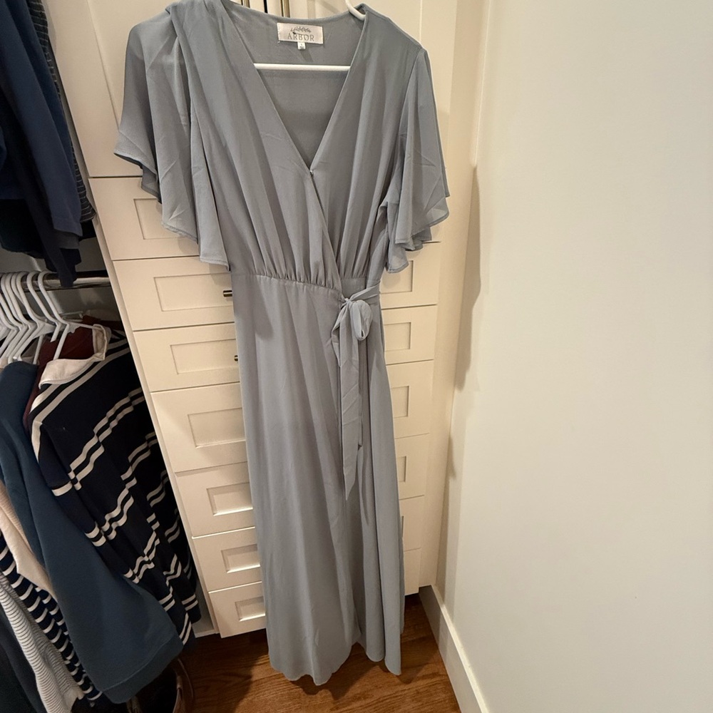 Arbor Gray Fabric with Elegant Design